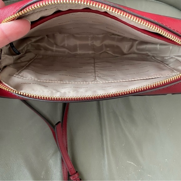 MICHAEL KORS Wine Red Jet Set East West Travel Grid Crossbody Bag Chain Strap - Picture 11 of 13